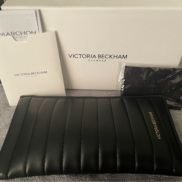 Victoria Beckham Sunglasses - Picture 6 of 7